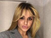 naughty camgirl fingering pussy NayaMorel