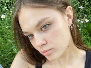 naked girl with cam fingering NoeliaMeara