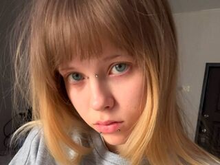 masturbating camgirl OpheliaWrenny