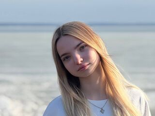 fingering girl RaguelMetenosky