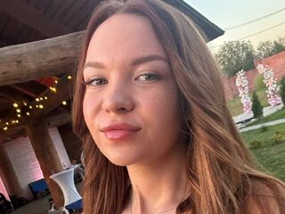 hot webcam video SadeBergum