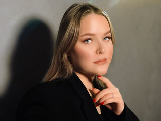 sex show SallySavage