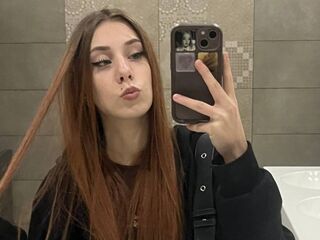 beautiful webcamgirl SantinaMohney