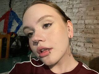 naked webcamgirl picture SaraKnights