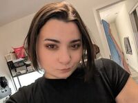 topless webcam girl SashaMaroon