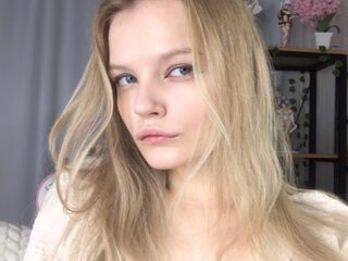 fingering camgirl ShelyMilan