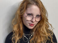 masturbating webcamgirl SofiaDyson