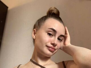 sex cam live SofiyaWite