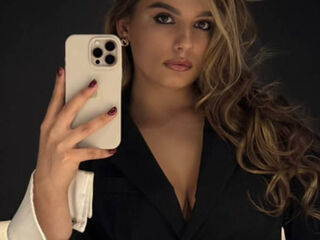 cam girl live TaHillmer