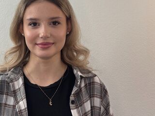 live video chat TanyaPanah