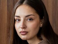 masturbating camgirl TinaLemen