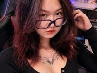 naked girl with webcam masturbating with sextoy TishaOyervides