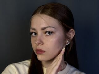 camgirl masturbating with dildo ValeriaLudewig