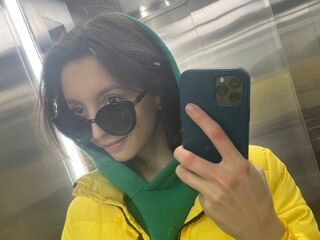 naked camgirl masturbating with vibrator ViolettPallmer