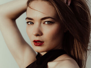 beautiful webcam girl YesseniaTrammell