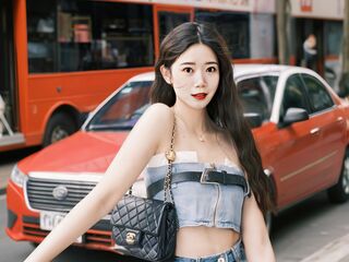 hot strip tease web cam YiyiChen
