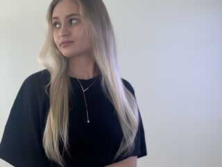 free live webcam video ZoilaCliffe